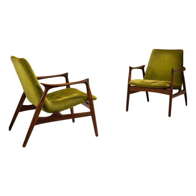 Lounge Chairs attributed to Arne Hovmand-Olsen, Denmark, 1960s, Set of 2 For Sale