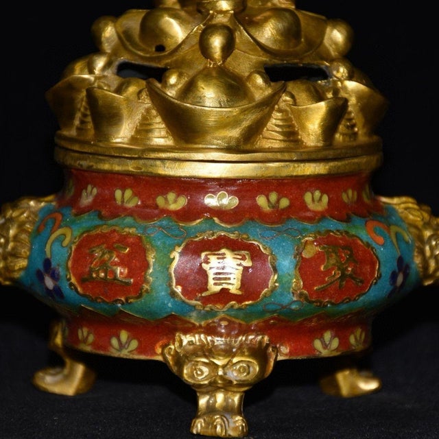1960s Cloisonne Enamel Incense Burner, Gilded Yuanbao Lid & Dragon Handles, Chinoiserie Wealth Motif Censer For Sale - Image 5 of 9