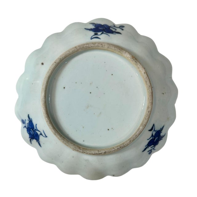Chinese Chinese Blue and White Scalloped Edge Plate, Circa 1820–1830 For Sale - Image 3 of 4