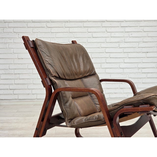 Mid-Century Modern Norwegian Lounge Chair in Brown Furniture Leather, 1970s For Sale - Image 3 of 18
