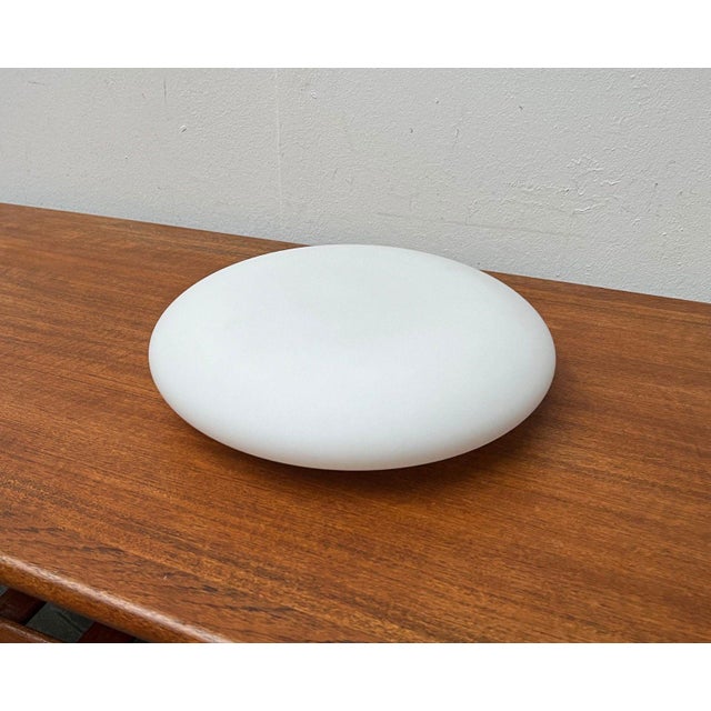 White Italian Model Pao T2 Table Lamp Spare Glass by Matteo Thun for Arteluce, 1990s For Sale - Image 8 of 9