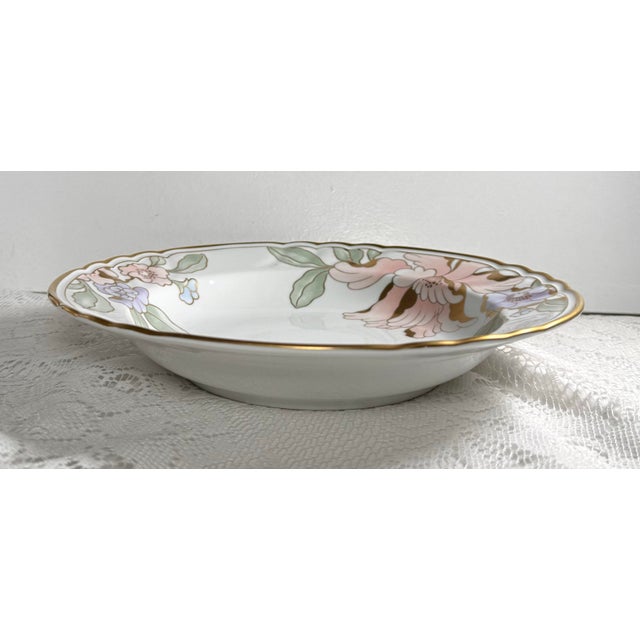 Traditional Vintage Fitz & Floyd Fleur Fantasia Serving Bowl For Sale - Image 3 of 8