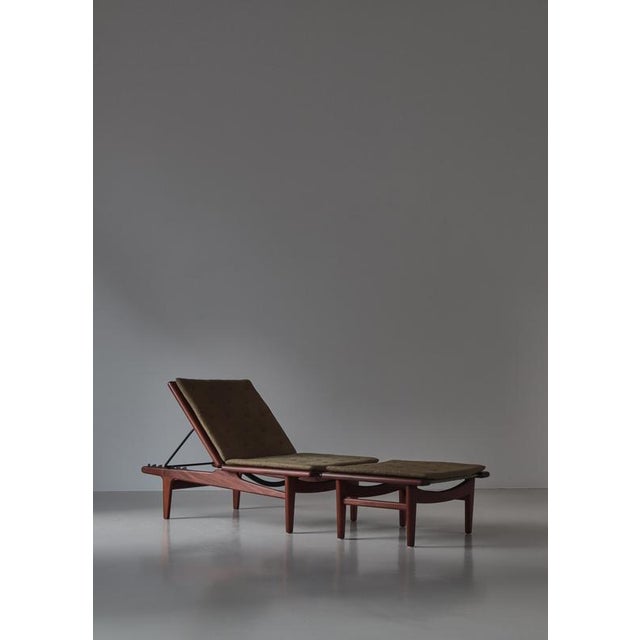 Set of Danish Modern Adjustable GE-1 Daybed and Ottoman in Teak by Hans J. Wegner for GETAMA, 1950s For Sale - Image 3 of 18