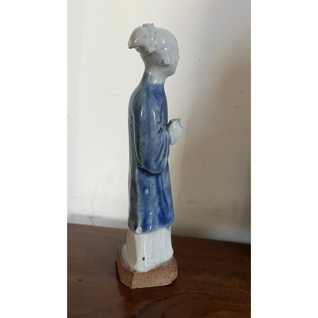 Antique 18th Century Chinese Export Porcelain Blue & White Qianlong Figure For Sale - Image 9 of 11