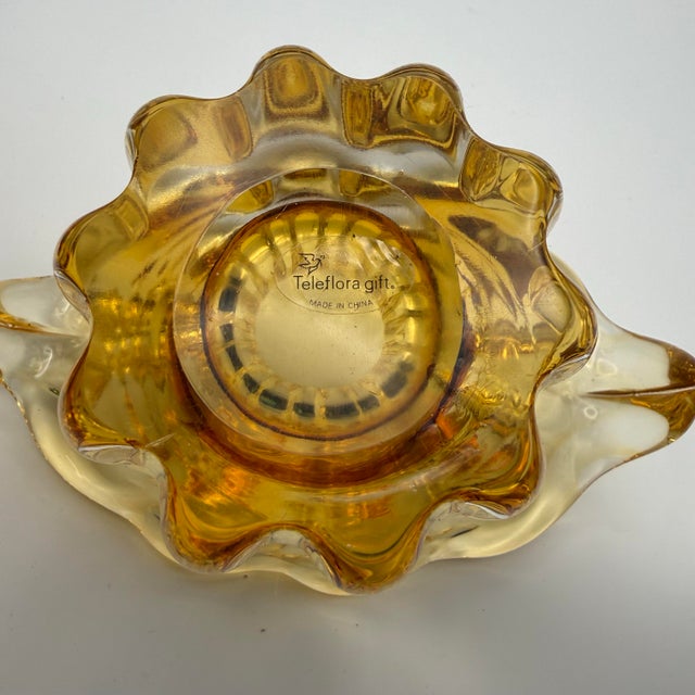 Yellow Vintage Teleflora Champagne Gold Art Glass Vase Waterfall Tulip Hand Blown For Sale - Image 8 of 11