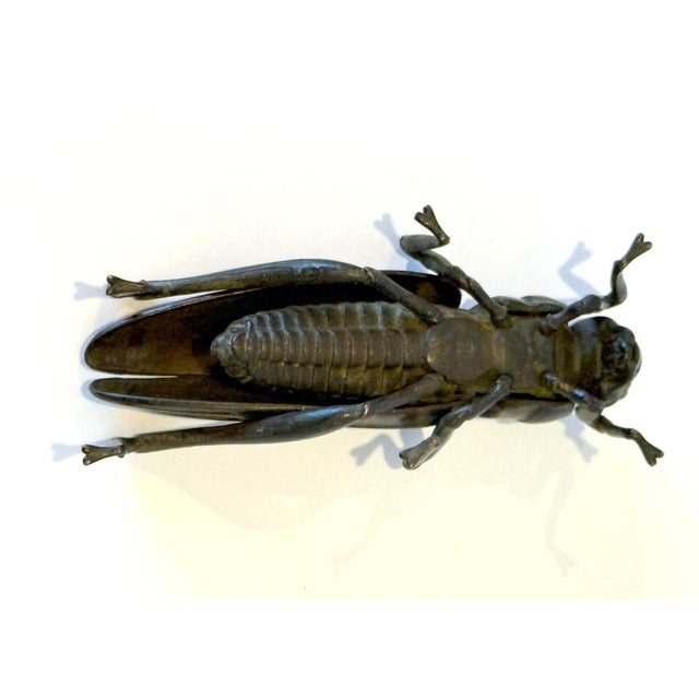 Art Deco Japanese Articulate Bronze Grasshopper Jizai Okimono Myochin Linage Signed For Sale - Image 3 of 16