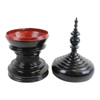 Burmese Black Lacquer Offering Bowl For Sale