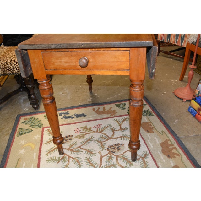 Victorian Antique English Rustic Pine Work / Dining Table W/ 2 Lateral Drawers & Drop Leaf Sides For Sale - Image 3 of 18