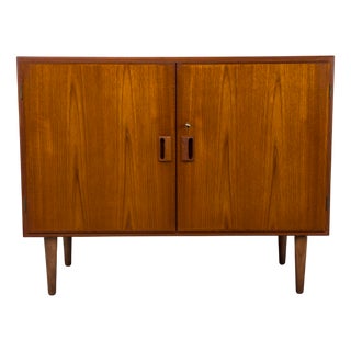 Danish Sideboard in Teak by Børge Mogensen for Søborg Møbelfabrik, 1960s For Sale