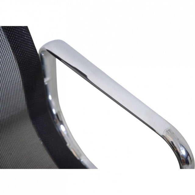 Vintage EA-117 Office Chair in Black Mesh by Charles Eames, 2000s For Sale - Image 6 of 16