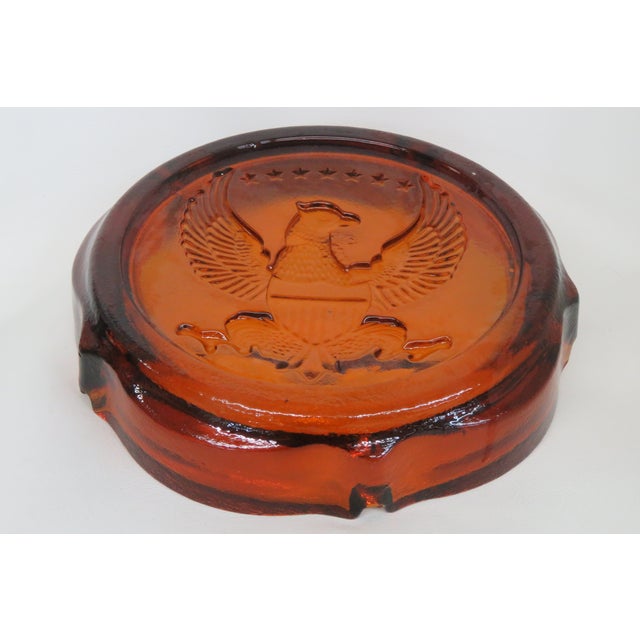 Tiara Embossed American Eagle Amber Art Glass Large Ashtray 4677b For Sale - Image 11 of 17