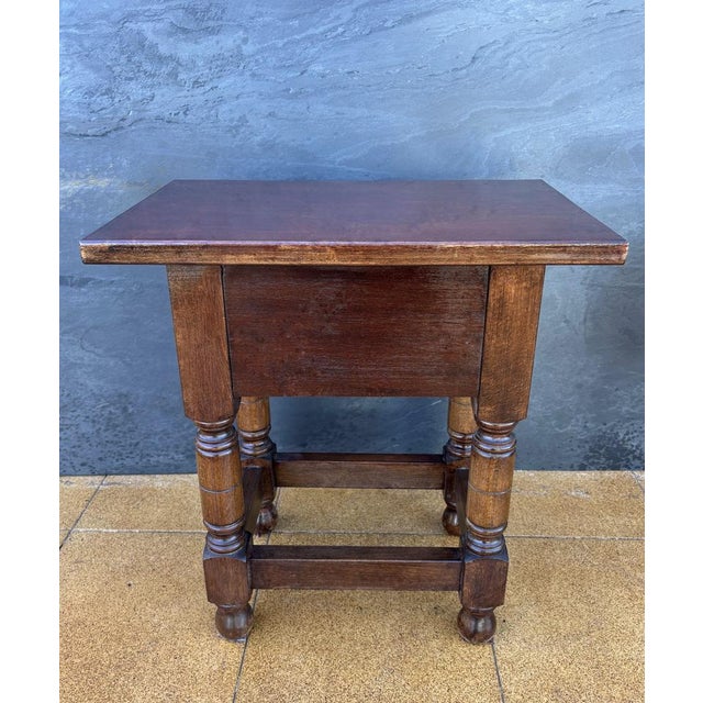 Early 20th Century Spanish Oak Side Table with Drawer, 1930 For Sale - Image 10 of 11