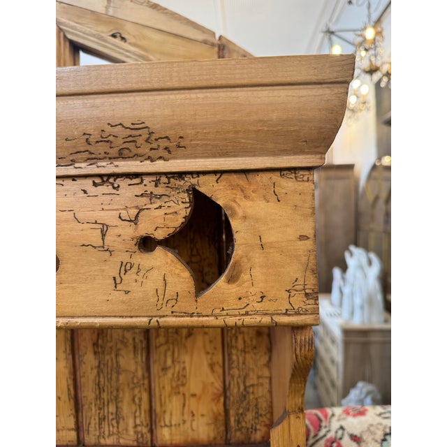 Wood 19th Century English Pine Welsh Cupboard For Sale - Image 7 of 10