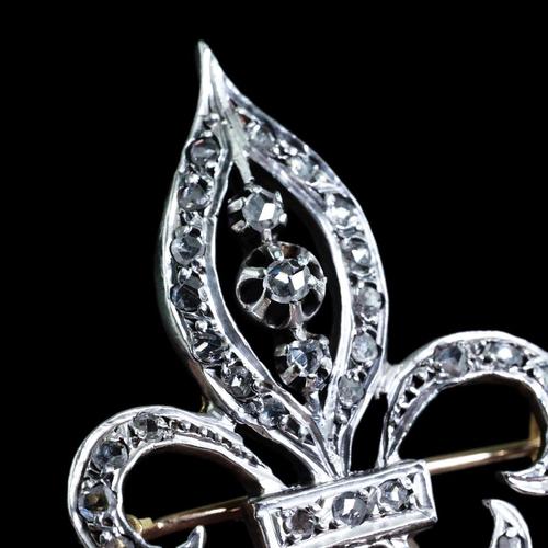 Antique French 18 Karat Gold and Silver Fleur de Lys Brooch with Diamond, 1900s For Sale - Image 13 of 18