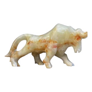 Carved Charging Bull: Mid-Century Brutalist Onyx Sculpture Mexico - 9" For Sale