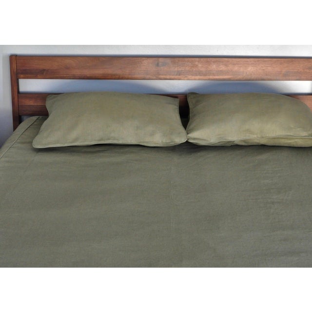 Contemporary Plum Textiles Studio Moss Linen For Sale - Image 3 of 4