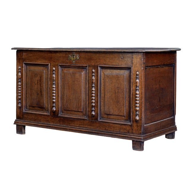 Brown 18th Century Small English Oak Coffer, 1790s For Sale - Image 8 of 8