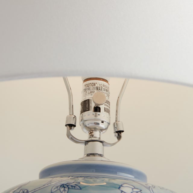 2020s Hanni Chinoiserie Lamp For Sale - Image 5 of 7
