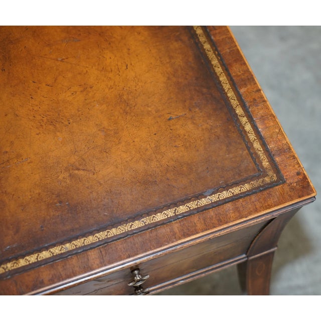 Brown Victorian Mahogany Curved Single Drawer Side End Lamp Table with Brown Leather Top For Sale - Image 8 of 18