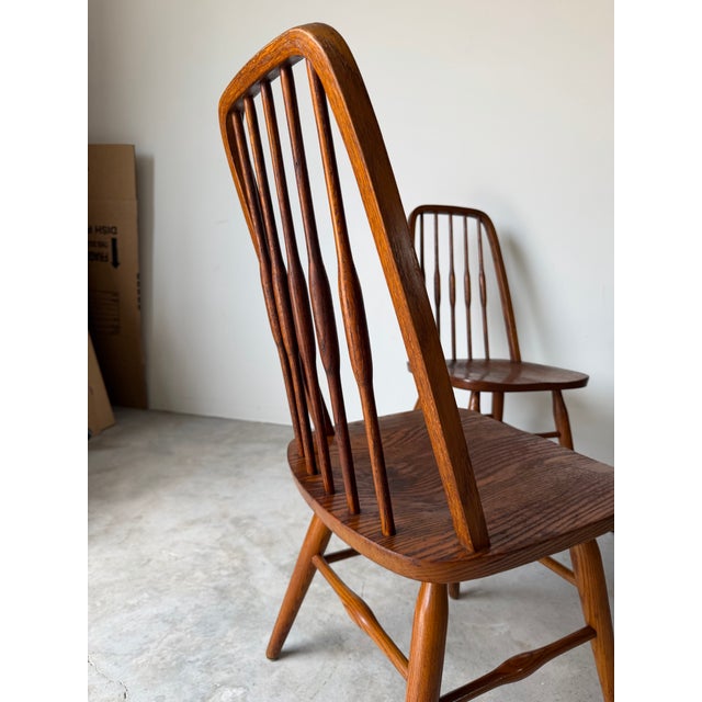 Wood Vintage Virginia House Solid Oak Windsor-Style Dining Chairs – Set of 4 For Sale - Image 7 of 13