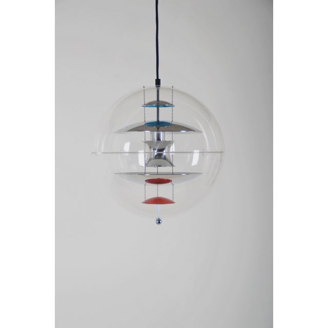 Blue Acrylic Glass VP Globe 40 Pendant Lamp by Verner Panton for Verpan, 2010s For Sale - Image 8 of 8