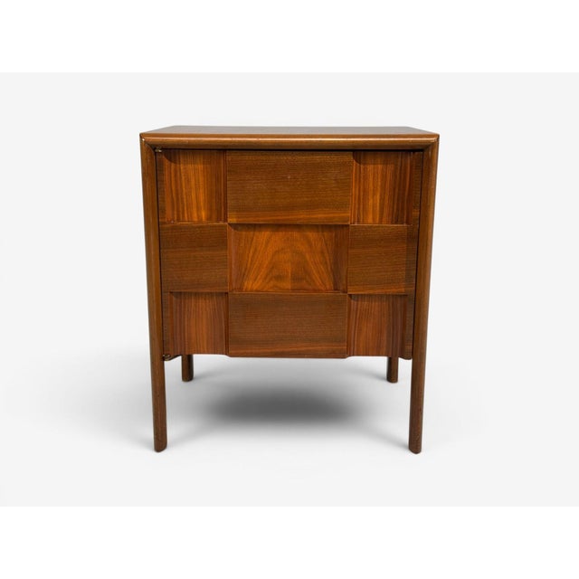 Wood Edmond J. Spence, Sculptural Nightstands, Walnut, Sweden, 1950s For Sale - Image 7 of 14