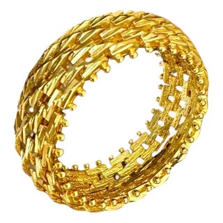 18 Karat Yellow Gold Classic Wide Wedding Band With Design Ring, Unisex Size 5.5 For Sale