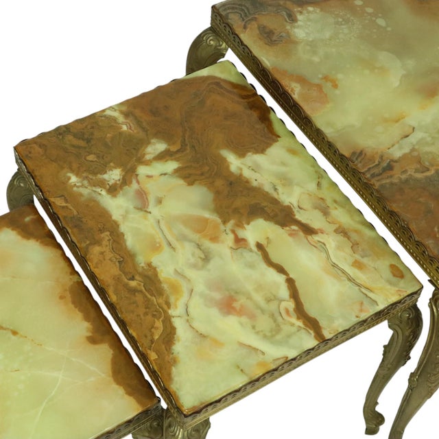 Hollywood Regency Nesting Tables in Onyx and Marble, 1950s, Set of 3 For Sale - Image 4 of 17