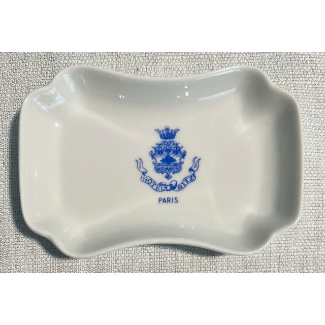 Mid 20th Century MCM French 5-Star Luxury Ritz Paris Hotel White Milk Glass Ashtray Catchall Trinket Soap Dish For Sale - Image 5 of 11