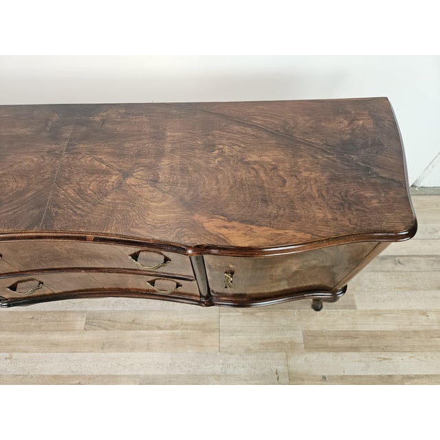 Wood Chippendale Dressing Table in Walnut Burl and Brass, 1940 For Sale - Image 7 of 18
