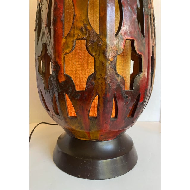 1960s Mid-Century Modern Ceramic Glazed Pottery Lava Table Lamp For Sale - Image 10 of 12