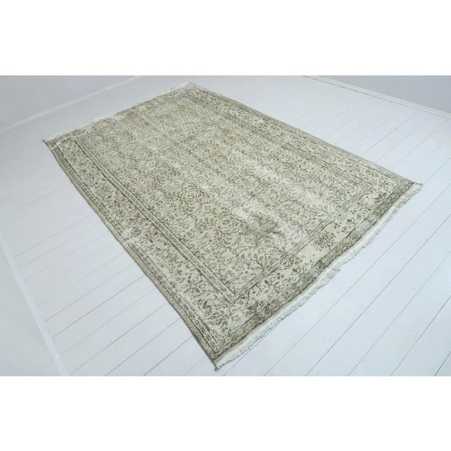 This beautiful rug from westhern of Turkey Denizli Nomads. Handspun Pure Wool .Kilim rug hosts an intriguing pallet of...