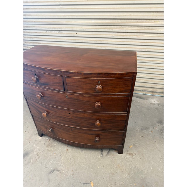Early 19th Century Antique Two Over Three Drawers - Bowfront Chest of Drawers From England For Sale - Image 5 of 18