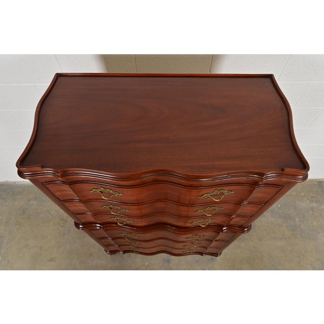 John Widdicomb French Provincial Louis XV Solid Mahogany Highboy Dresser, Circa 1940s For Sale - Image 11 of 14