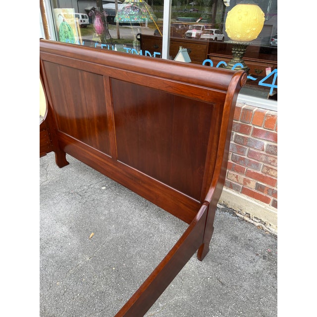 Wood Vintage Pennsylvania House Solid Cherry Queen Sleigh Bed For Sale - Image 7 of 14