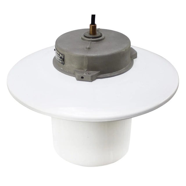 White enamel Industrial hanging lamp. Opaline glass with aluminium top. E27 / E26 Up to 250V (Europe/UK Standard).The...