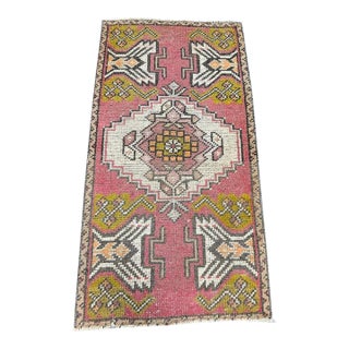 Turkish Yastik Rug 1'9" x 3'3" For Sale