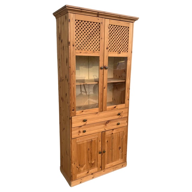 Early 20th Century Cupboard or Cabinet, Walnut, Castillian Influence, Spain, Restored For Sale - Image 15 of 18