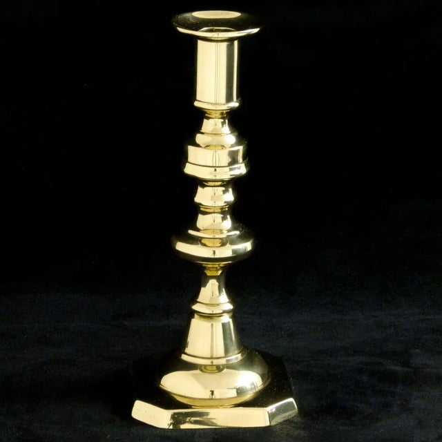 Small Victorian Knop-Stemmed Brass Candlesticks, 1890s, Set of 2, in Very Good conditions. Designed 1890 to 1919