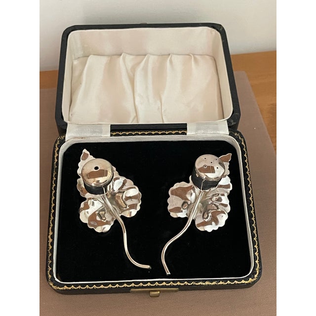 Antique Leaf Design Silver Plated Salt and Pepper Shakers in Satin Lined Case - 3 pcs For Sale - Image 9 of 12