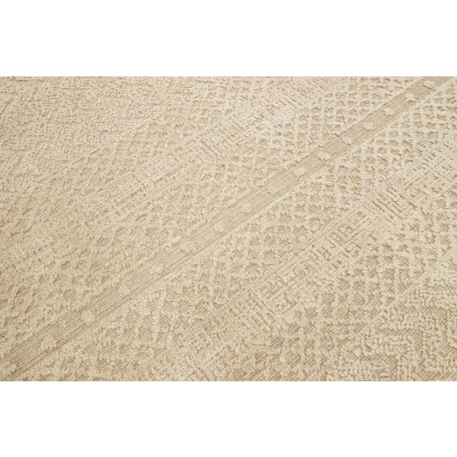 Beige Beige Transitional Hand Loom Wool Rug With Geometric Pattern For Sale - Image 8 of 10