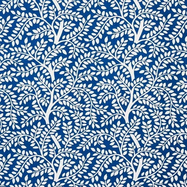 Sample - Schumacher Temple Garden Ii Fabric in Blue For Sale