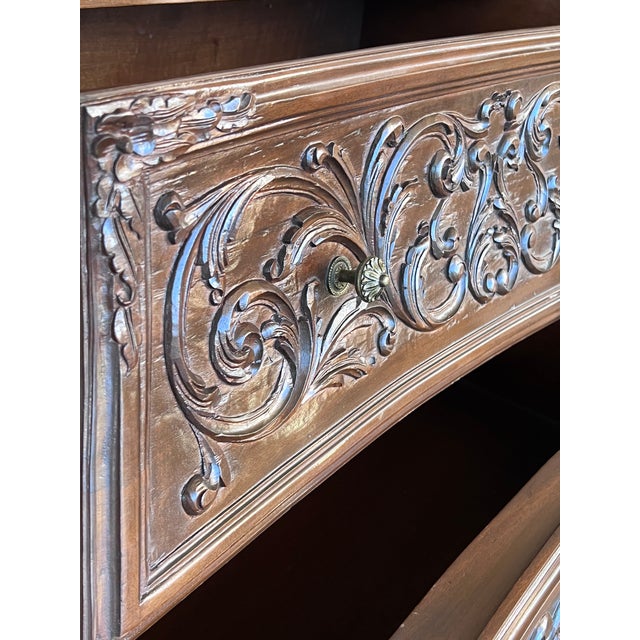 19th Century French Provincial Louis XV Carved Walnut Bombe Double Commode For Sale - Image 9 of 11