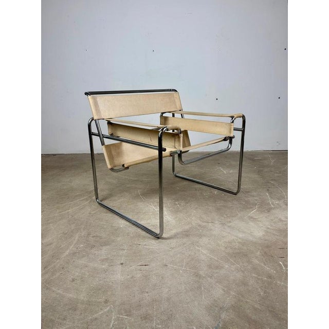 1960s White Wassily B3 Armchair by Marcel Breuer for Gavina, Italy, 1960s For Sale - Image 5 of 9