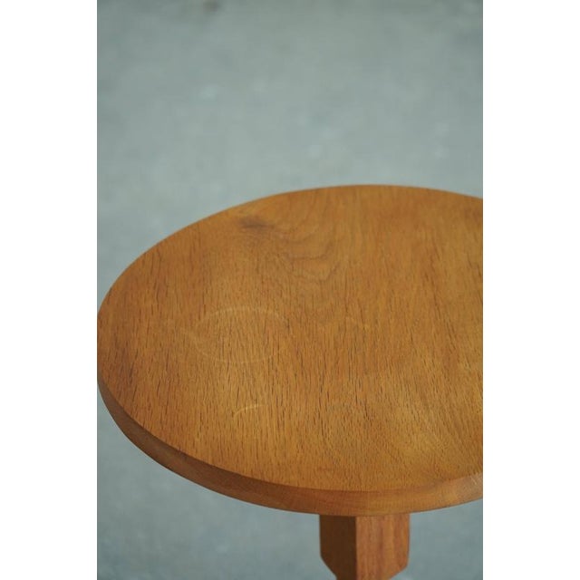 Scandinavian Oak Pedestal Side Tables with Curved Legs, 1960s, Set of 2 For Sale - Image 10 of 17