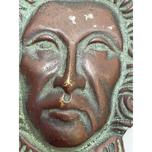 Metal Small Tudor Queen of England Elizabeth 1st Ruff Collar Brass Door Knocker Circa Early 20th Century For Sale - Image 7 of 11