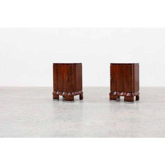 Art Deco Nightstands in Walnut, Italy, 1920s, Set of 2 For Sale - Image 3 of 18