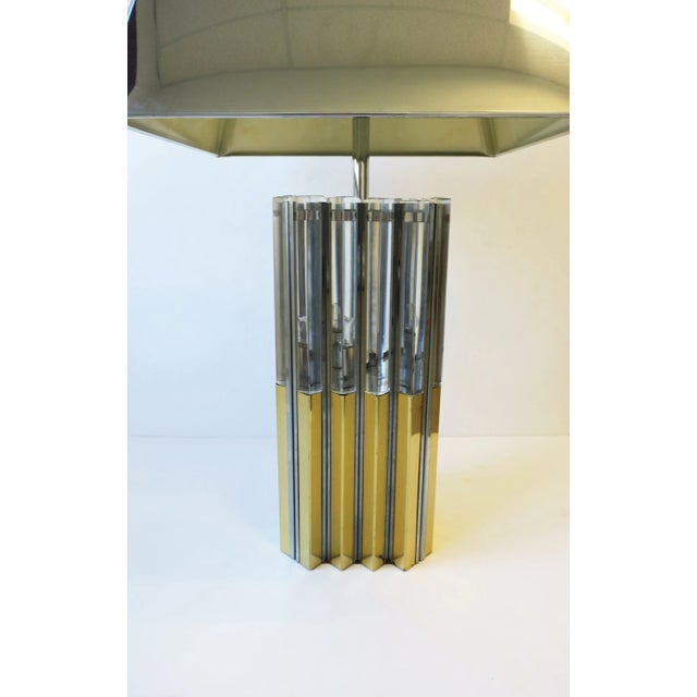 Metal 70s Modern Brass Chrome & Lucite Table Lamp, Circa 1970s, After Charles Hollis Jones For Sale - Image 7 of 13