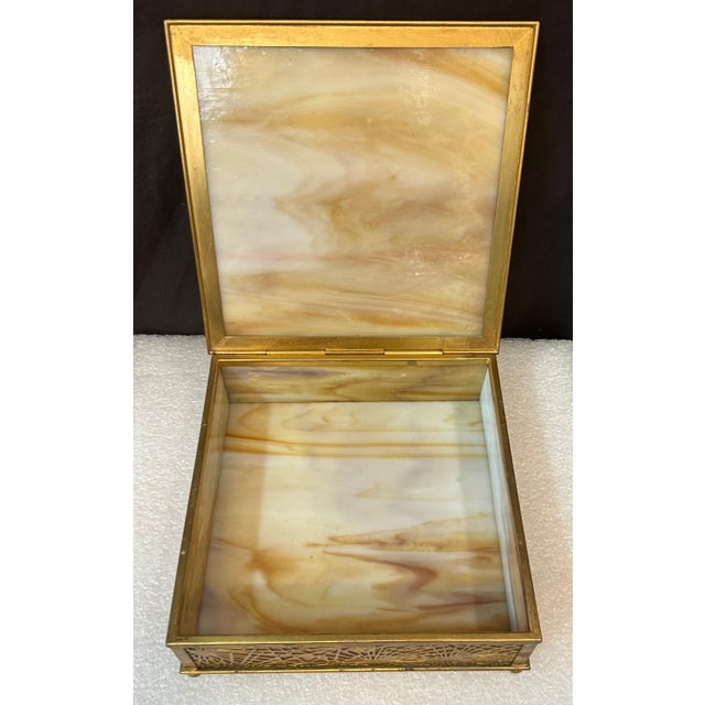 Art Nouveau Early 20th Century Tiffany Studios Pine Needle Pattern Hankerchief Box For Sale - Image 3 of 10