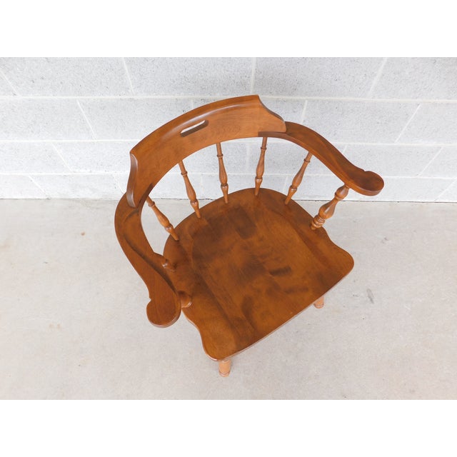 Ethan Allen Heirloom Nutmeg Captain Windsor Arm Chair 10-6531 Very Good Original Condition, original finish, normal wear...